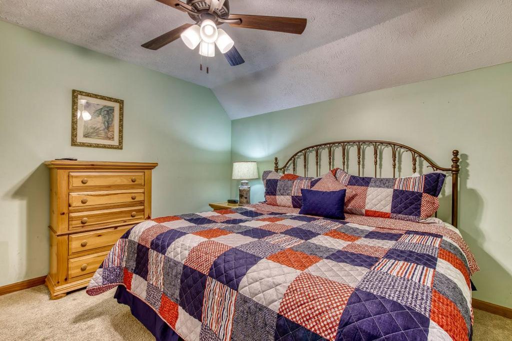 Brentwood, Resort Pool, 1089 Of Free Attraction Tickets For Each Paid Day, Dollywood And More! Pigeon Forge Extérieur photo